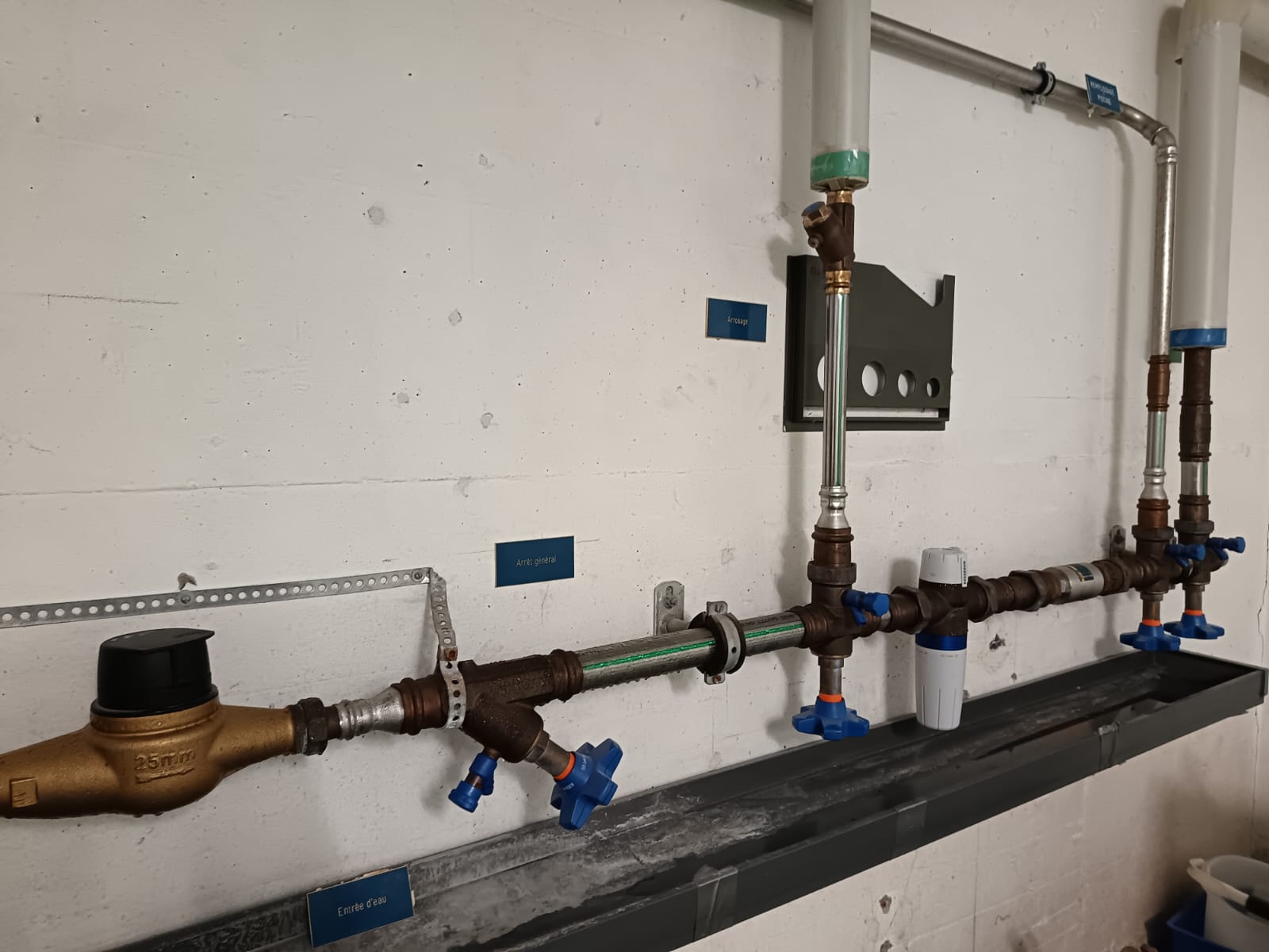 Votre plombier de proximité Léman Dépannage